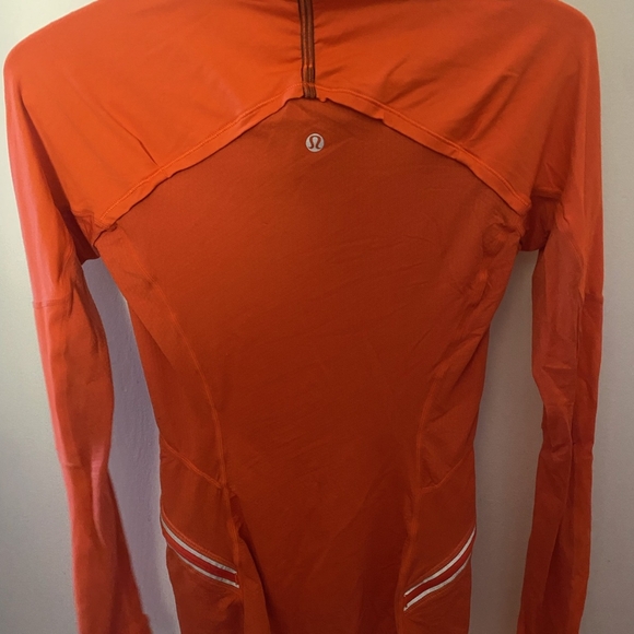 Lululemon 2 light coats,,, Excellent Condition - Picture 3 of 3